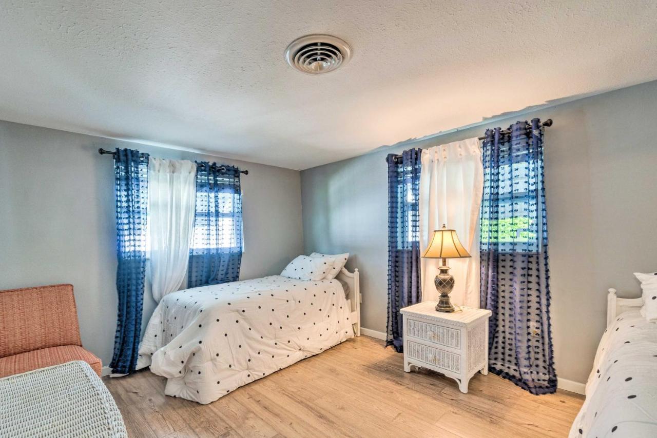 Peaceful Venice Villa With Patio - 2 Miles To Beach! المظهر الخارجي الصورة